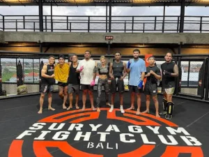 Group training at Surya Gym Bali – boxing and Muay Thai classes
