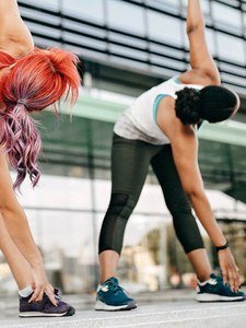 dynamic warm up before strength training Canggu workout to prepare beginner muscles and joints