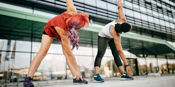 dynamic warm up before strength training Canggu workout to prepare beginner muscles and joints